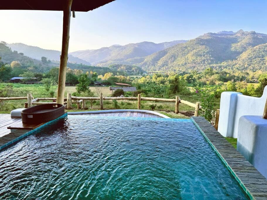 Elephantpoolvilla Maetang Chiangmai Ban Muang Kut Buitenkant foto